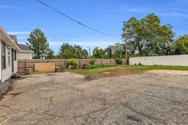 321 N Dean Street, Spartanburg, SC 29302