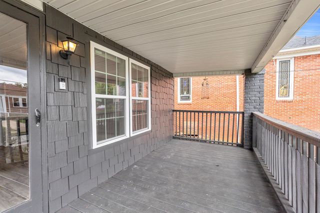 321 N Dean Street, Spartanburg, SC 29302