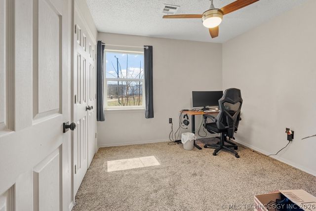 20283 W Hickory Drive, Sapulpa, OK 74066