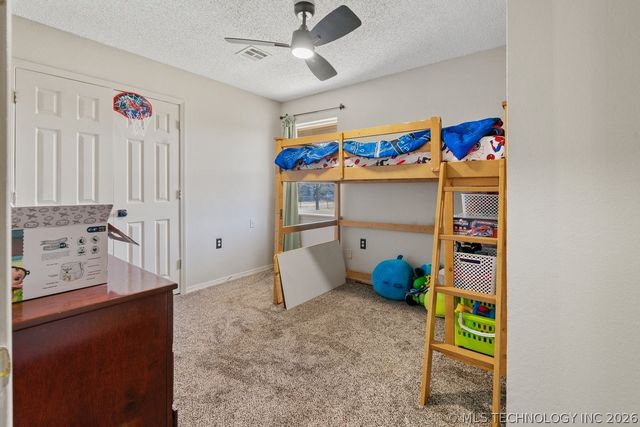 20283 W Hickory Drive, Sapulpa, OK 74066