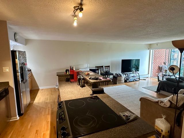 16 E OLD WILLOW Road 414S, Prospect Heights, IL 60070