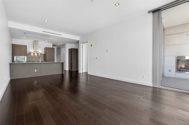 2900 Mckinnon Street 403, Dallas, TX 75201