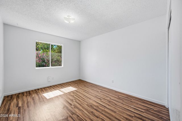 436 W CLARK Street Apt 202, Mesa, AZ 85201