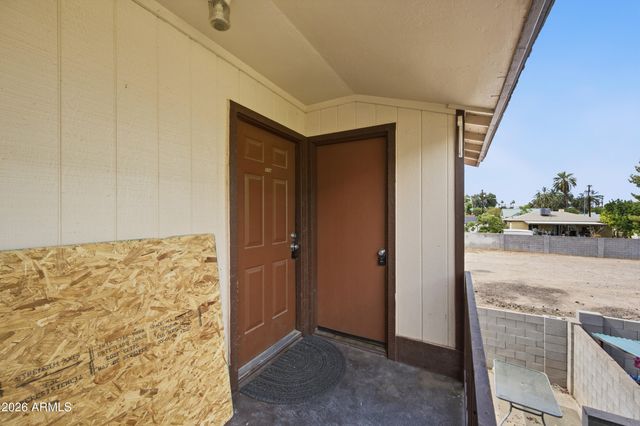 436 W CLARK Street Apt 202, Mesa, AZ 85201