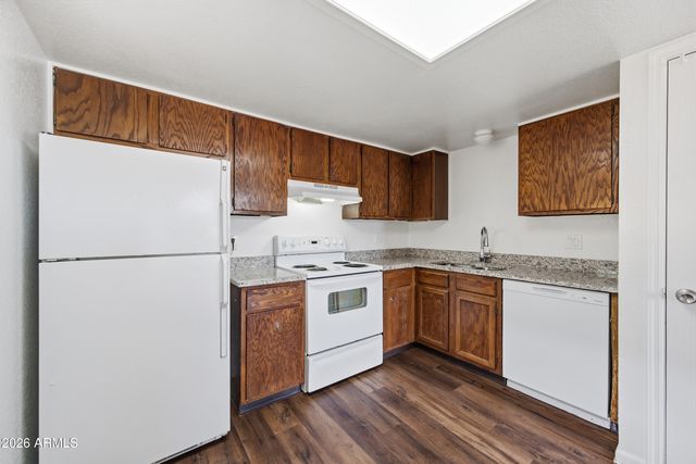 436 W CLARK Street Apt 202, Mesa, AZ 85201