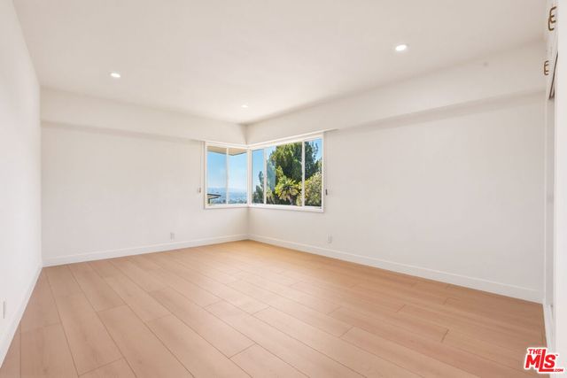 1682 Larco Way, Glendale, CA 91202