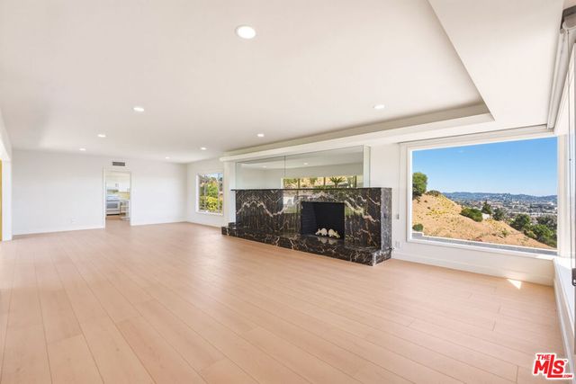 1682 Larco Way, Glendale, CA 91202
