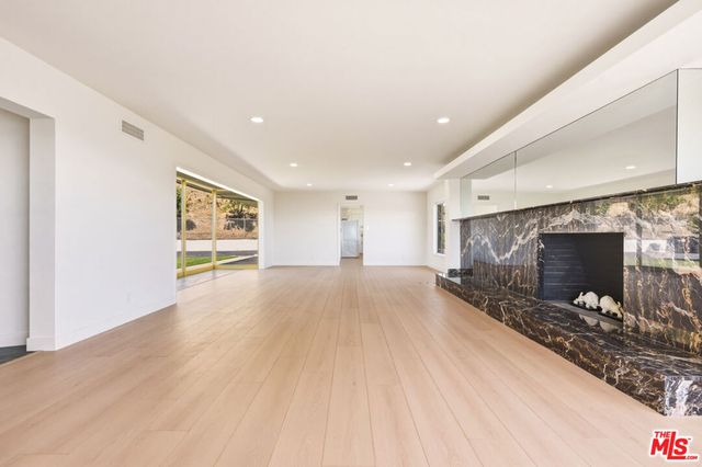 1682 Larco Way, Glendale, CA 91202