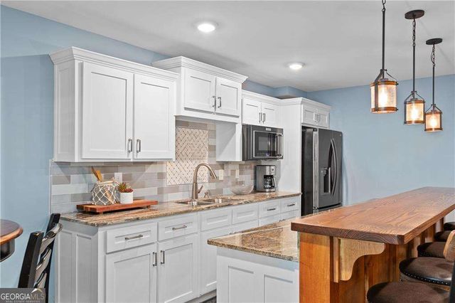 109 Hawks Bend, Canton, GA 30115