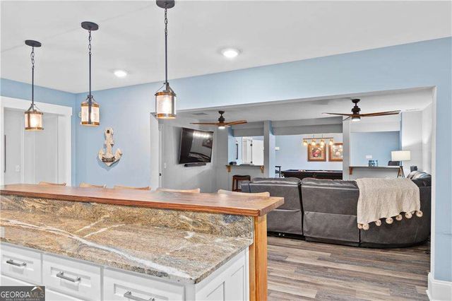 109 Hawks Bend, Canton, GA 30115