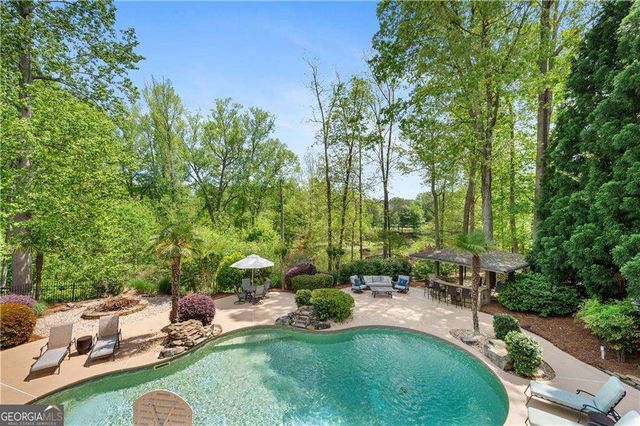 109 Hawks Bend, Canton, GA 30115