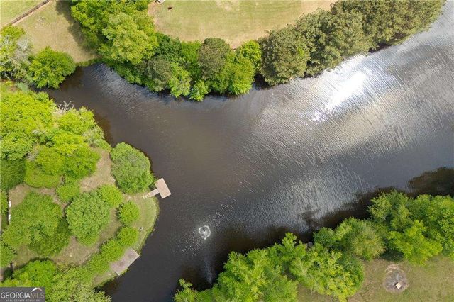 109 Hawks Bend, Canton, GA 30115