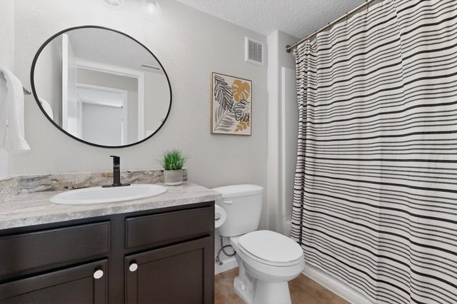 5632 Bald Eagle Road NW, Albuquerque, NM 87114