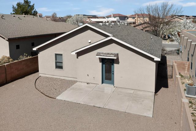 5632 Bald Eagle Road NW, Albuquerque, NM 87114