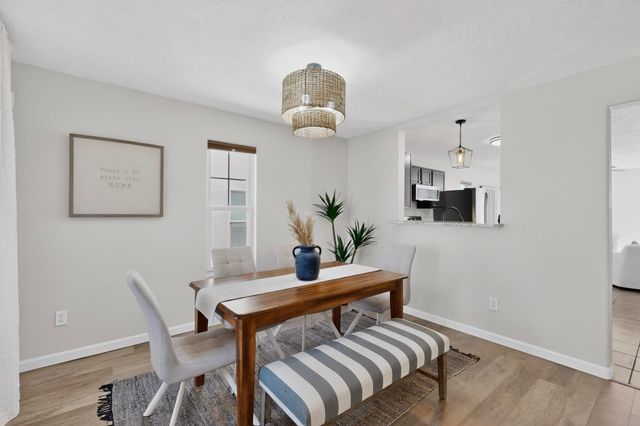 5632 Bald Eagle Road NW, Albuquerque, NM 87114