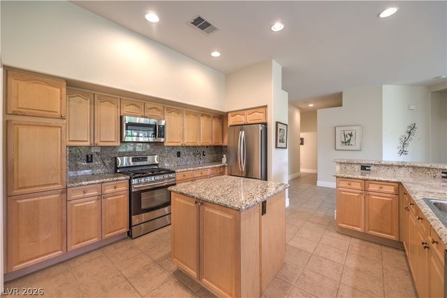 251 Cliff Valley Drive, Las Vegas, NV 89148