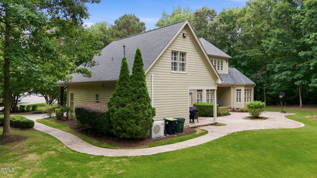 264 E Walker Woods Lane, Clayton, NC 27527