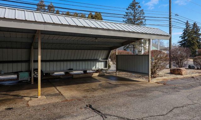 2311 Walton Boulevard, Rochester Hills, MI 48309