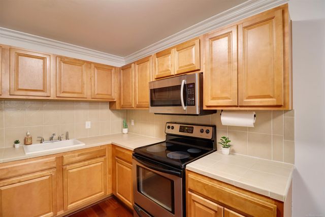 2311 Walton Boulevard, Rochester Hills, MI 48309