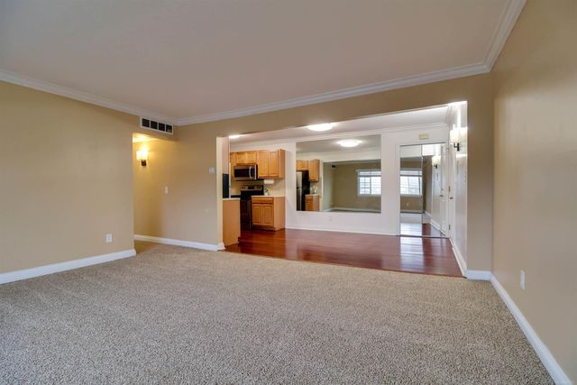 2311 Walton Boulevard, Rochester Hills, MI 48309