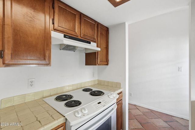 1449 E HIGHLAND Avenue 16, Phoenix, AZ 85014