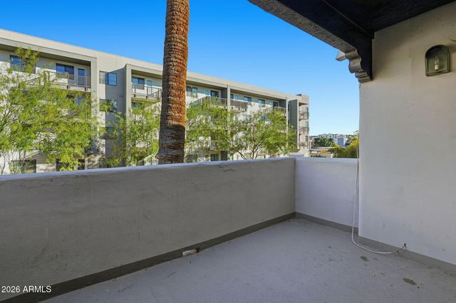 1449 E HIGHLAND Avenue 16, Phoenix, AZ 85014