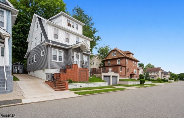 94 Palmer St, Passaic City, NJ 07055