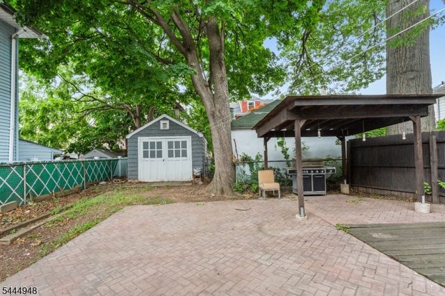 94 Palmer St, Passaic City, NJ 07055