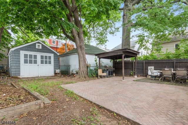 94 Palmer St, Passaic City, NJ 07055