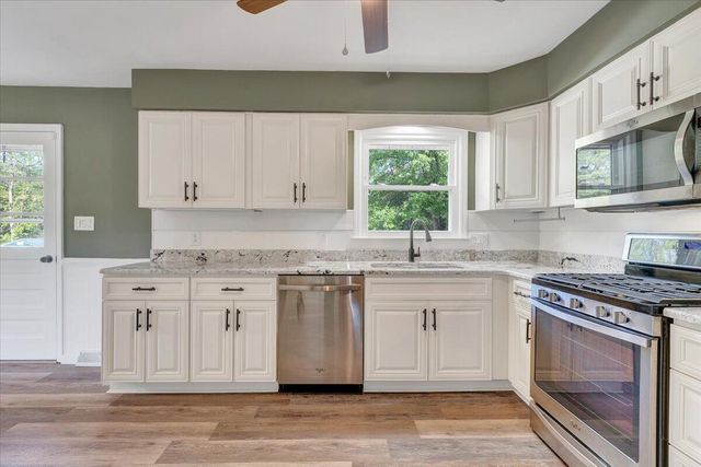 103 Rocky Top RD, Troutville, VA 24175