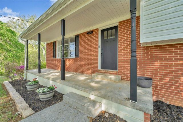 103 Rocky Top RD, Troutville, VA 24175
