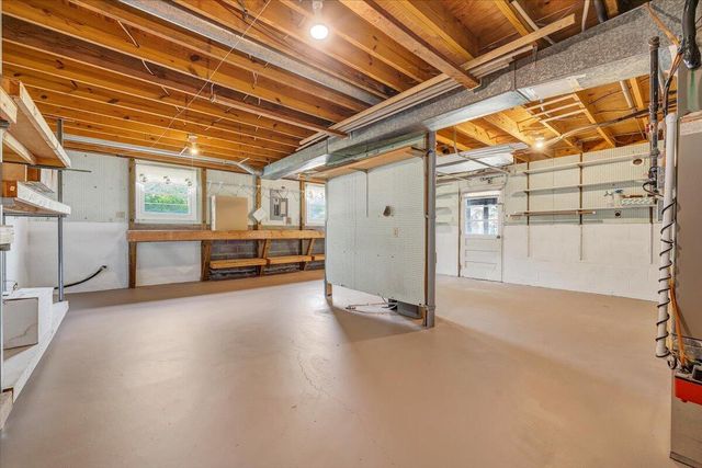 103 Rocky Top RD, Troutville, VA 24175