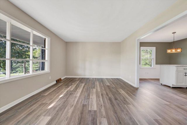 103 Rocky Top RD, Troutville, VA 24175