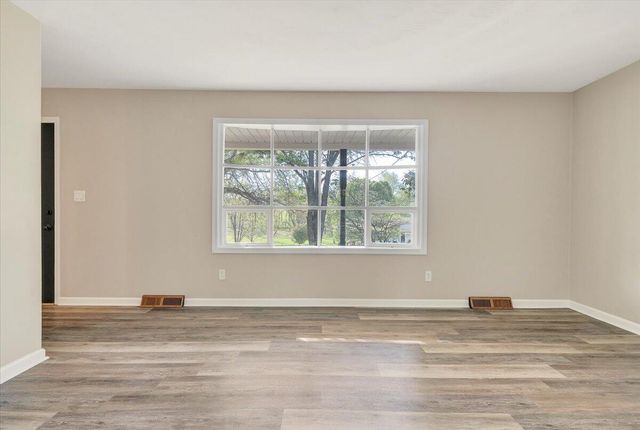 103 Rocky Top RD, Troutville, VA 24175