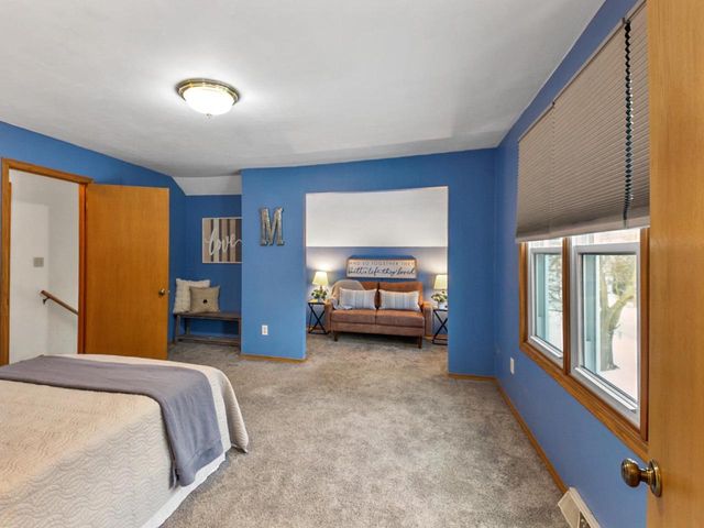 1262 S QUINCY STREET, Green Bay, WI 54301