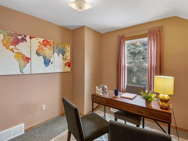 1262 S QUINCY STREET, Green Bay, WI 54301