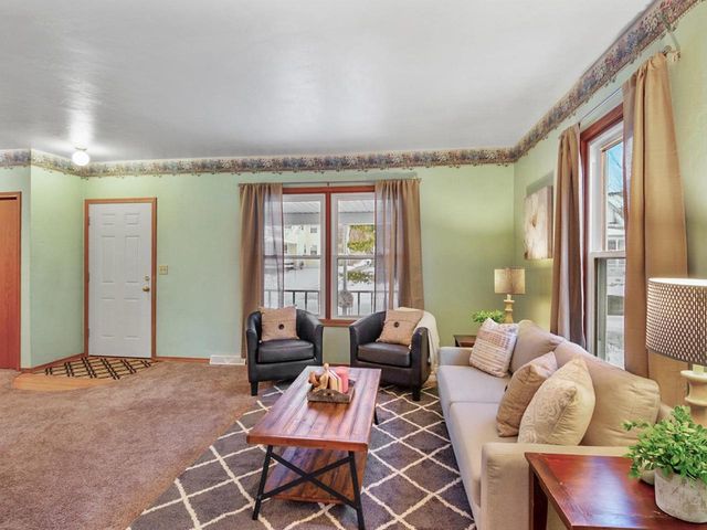 1262 S QUINCY STREET, Green Bay, WI 54301