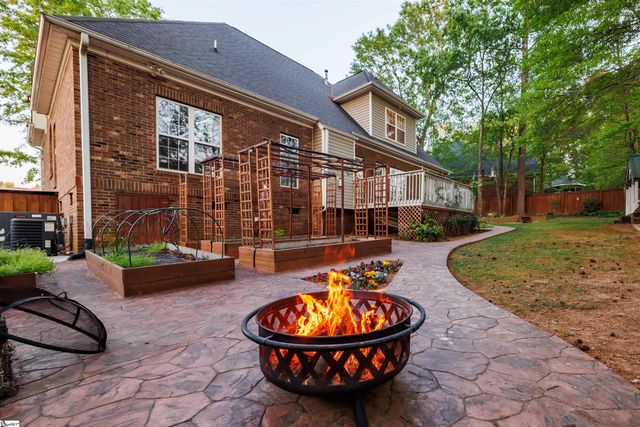 4 Oglethorpe Court, Simpsonville, SC 29681