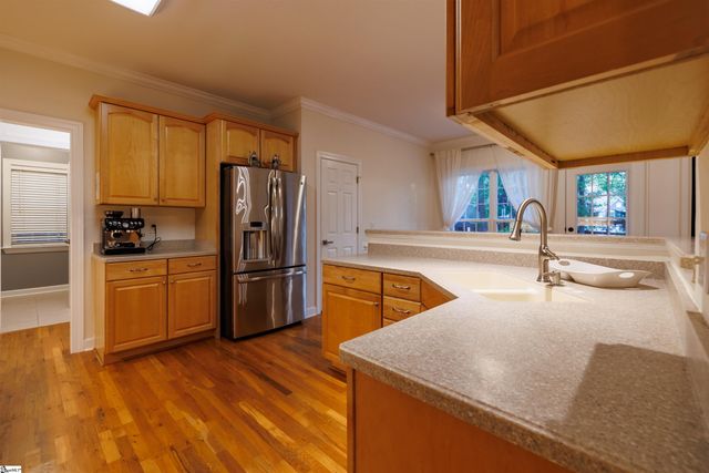 4 Oglethorpe Court, Simpsonville, SC 29681