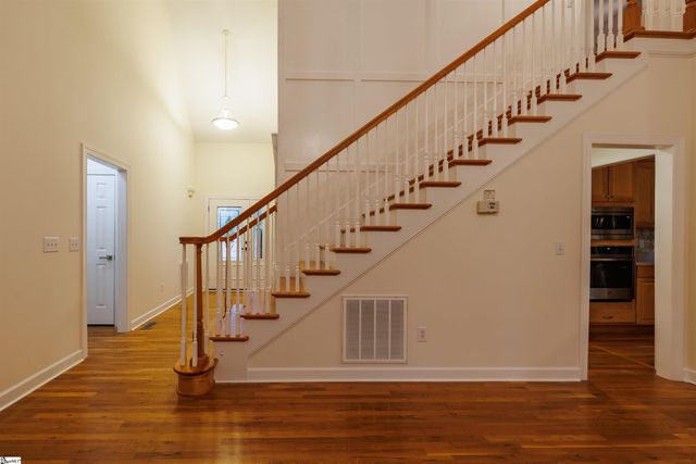 4 Oglethorpe Court, Simpsonville, SC 29681