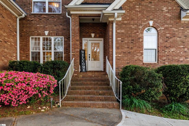 4 Oglethorpe Court, Simpsonville, SC 29681