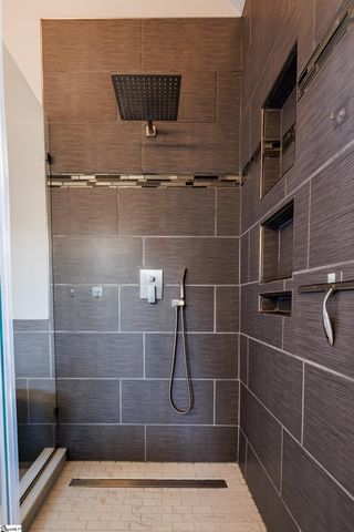 4 Oglethorpe Court, Simpsonville, SC 29681