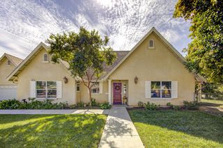 243 W Vassar Avenue, Fresno, CA 93705