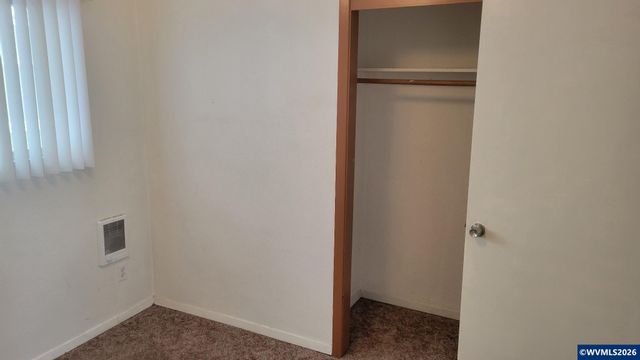 945 N 4th St, Aumsville, OR 97325