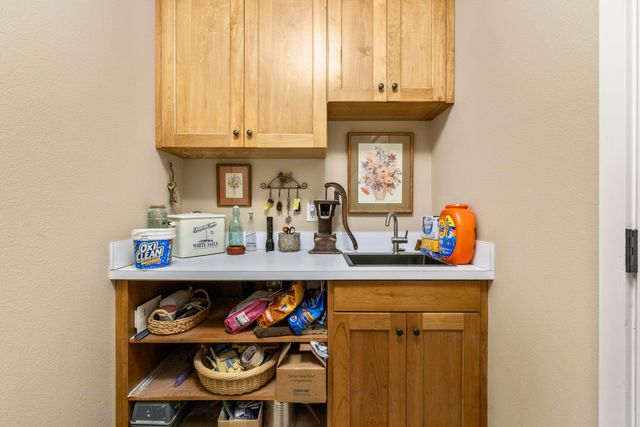 5008 Amberview Lane, Klamath Falls, OR 97603