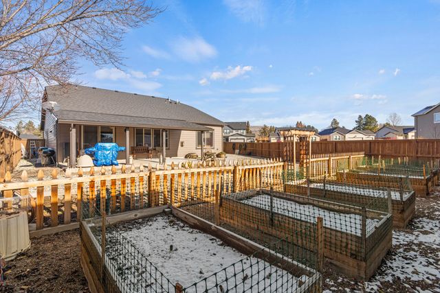 5008 Amberview Lane, Klamath Falls, OR 97603