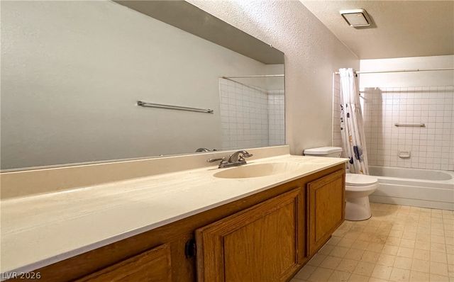 3375 East Tompkins Avenue 158, Las Vegas, NV 89121