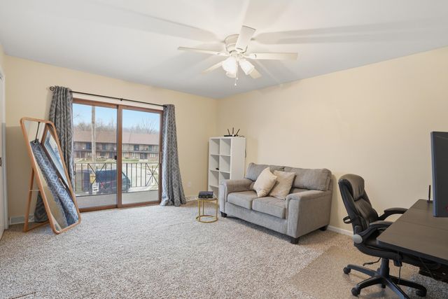 876 Jordan Circle, Schererville, IN 46375