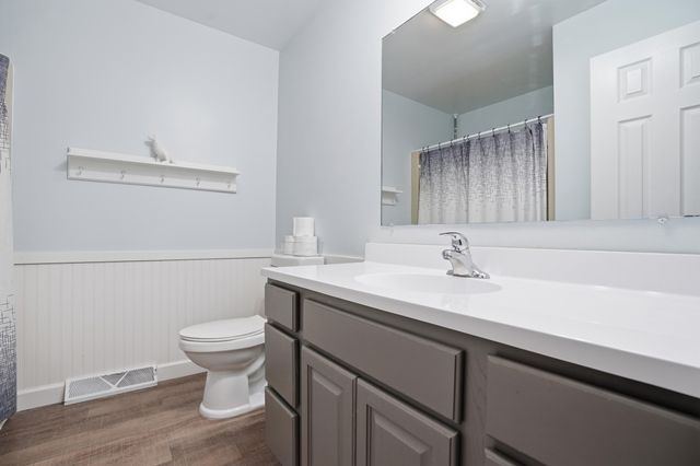 876 Jordan Circle, Schererville, IN 46375