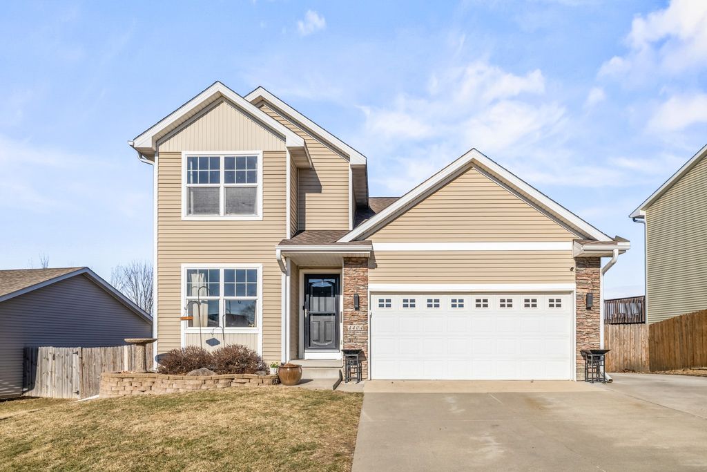 4404 146th Street, Urbandale, IA 50323